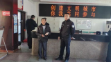 七旬老人不慎丢失万元现金 桐城民警迅速帮找回