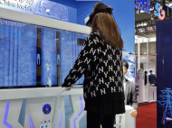 2021世界制造業(yè)大會(huì)｜5G+VR高科技加持 體驗(yàn)真實(shí)滑雪場景
