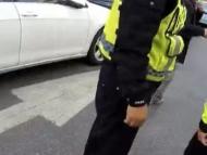 近20公里！13分鐘！懷寧交警開道緊急救助2歲昏迷兒童