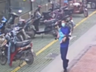為救生病女童合肥一消防車秒變救護(hù)車 奶奶下跪答謝