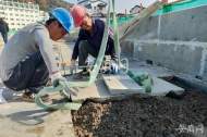 黃山市屯溪鎮海橋橋面石板鋪裝即將完工