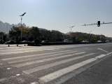 蚌埠：张公山南门斑马线路段新设红绿灯