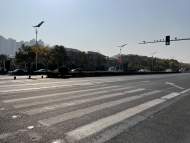 銅陵信號燈可根據(jù)車流調(diào)配等紅燈時(shí)長 “更聰明”的紅綠燈是如何做到的？