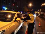 合肥新站交警一晚查获13名酒司机（图）
