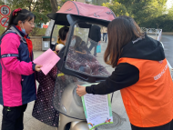 合肥：小學生勸拆電動車遮陽篷