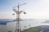 280米高空作业！  特高压长江大跨越高塔封顶