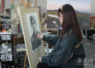 通過(guò)后代照片或親人描述，安徽師范大學(xué)6名學(xué)生為4位烈士畫像