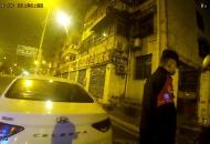 合肥老人凌晨迷路 民警輔警送其回家
