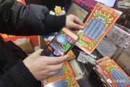 安慶一彩票店中出1000萬大獎(jiǎng)后，購(gòu)買彩票人數(shù)增多 店主呼吁：理性購(gòu)買