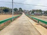 宜秀区罗岭镇小龙山社区：安装防护栏筑好安全网，助力乡村振兴 