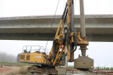 宁洛高速公路改扩建工程全线首桩开钻