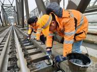國保“淮河大鐵橋”迎來春運前“集中問診”