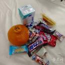 朱丹红：母亲在我书包里放颗糖