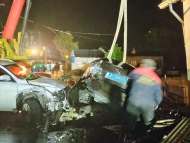 休寧：醉駕撞壞親戚車求不要報警未果 自扇耳光悔不當初