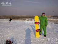 來自北京的他自幼酷愛滑冰，希望把冰雪文化普及到合肥