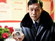 安慶一企業家酷愛收藏 藏品包括冬奧會體育運動系列錢幣