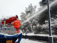 用高壓水車“轟擊”樹木積雪是否有安全隱患？ 合肥城管回復 