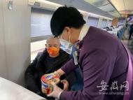 新春走基層丨鐵路上的“萬(wàn)人迷”張琴