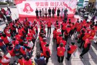 學雷鋒做好人  新安晚報“跟著好人學雷鋒”活動收獲滿滿暖意