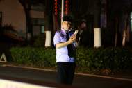 合肥56歲夜班保安自學(xué)新概念英語 準備花2年時間學(xué)100課