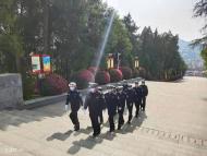 金寨：鮮花獻英烈 哀思祭忠魂