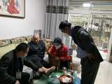 “敲门行动”让六安这个街道的独居老人不孤独