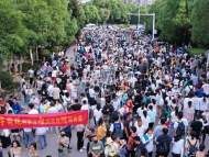 高考結束就“萬事大吉”？心理專家：家長不能放松對孩子心理問題的關注