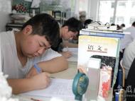 組圖|端午節，淮南二中高三學生做最后沖刺
