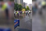 合肥一中考學生錯跑考點 鐵騎緊急護送