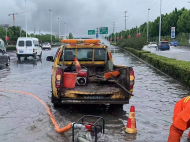 大雨致蕪湖多條道路出現積水