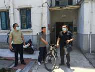 中學生騎車上學途中掉鏈條 臨時停放路邊結果被人盜走