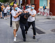 合肥警方打掉一流竄街頭詐騙團(tuán)伙  8名犯罪嫌疑人悉數(shù)落網(wǎng) 