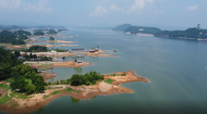 萬佛湖水位因少雨下降 為保障通航增設航標