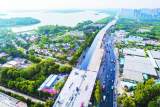 合肥西二环快速化改造工程主线高架桥完成合龙 力争10月通车