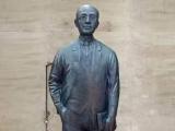 青年朱光潜雕塑铜像落成桐城中学