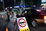 桐城：凌晨酒駕查處常態(tài)化 愿道路安全無酒駕
