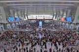 暑运收官！长三角铁路客发量近8500万人次   