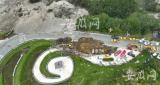 直击四川泸定地震|航拍通往磨西古镇公路出现坍塌