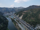 国庆假期施工忙 黄千高速计划年底建成通车