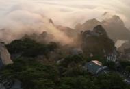 安徽天柱山清晨美景：云海翻涌 宛若仙境