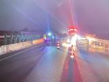 六安：轿车高速路上自燃 民警紧急处置
