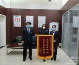 工行合肥牡丹支行為老年客戶上門服務獲稱贊