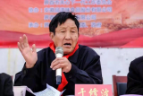 退而不休普法宣講十四載 他被孩子們喚作“故事爺爺”