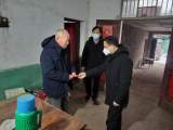 宜秀区大龙山镇永林社区：新春慰问老党员 浓浓关爱显初心