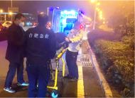 男子寒夜醉倒街頭 柏堰科技園城管伸出援手暖人心