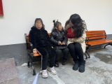 天桥街道“三加强”关爱辖区困难儿童