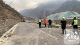 奎武大桥塌方中断段已清理完毕 震后泸定境内交通全部恢复