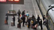 1月18日全國鐵路預(yù)計發(fā)送旅客900萬人次