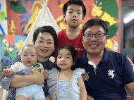 三孩家庭的“酸甜苦辣”|多一個孩子 就多一份快樂