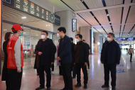 共青團安徽省委書記陳明生視察春運期間高鐵南站志愿服務工作